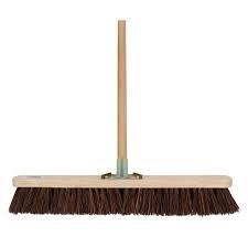 Talen Tools – Straatbezem – Natuurvezel – 60 cm – Houten steel – 160 cm