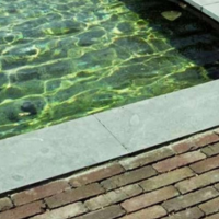 <p>Hier vind u een grote collectie randen voor het afwerken van uw vijver en of zwembad</p>

<p>Klik op één onderstaande categorieën en je vindt gegarandeerd wat je zoekt.</p>

<p><strong>Uitleg sterren:</strong></p>

<ul>
	<li>1 ster - kwaliteit die wij niet verkopen;</li>
	<li>2 sterren - Meer onderhoud en kleurverloop;</li>
	<li>3 sterren - Behandeld , minder onderhoud  en verkleuring;</li>
	<li>4 sterren - Extra behandeld, nog minder onderhoud en verkleuring;</li>
	<li>5 sterren - Bijna geen onderhoud en verkleuring</li>
</ul>

<p><em>Twijfel je nog?  Wij geven graag advies op maat.</em></p>

<p> </p>
