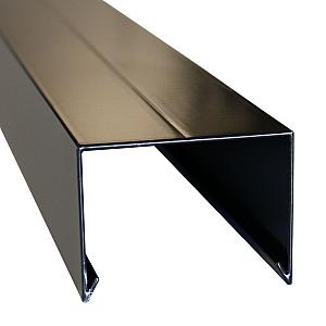 Aluminium afdekkap met sponning (5,1 cm) 4,5 x 6,1 x 179,5 cm, zwart RAL 9005.