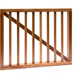 Hardhouten spijlenhek/ -poort, 100 x 80 cm. Frame 4,5 x 7 cm, spijlen 2 x 3 cm.