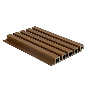 NewTechWood HKC co-extrusie wand bekleding castellation 25 profiel, 2,5 x 19,6 x 290 cm, Teak.