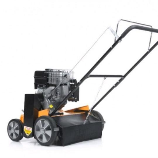 Eliet E501 STD Fixed knives PSB TM 6,5 HP Honda GP200 verticuteermachine