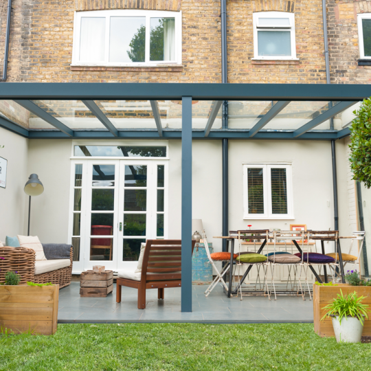 Legend 1000x250 polycarbonaat 16mm RAL**