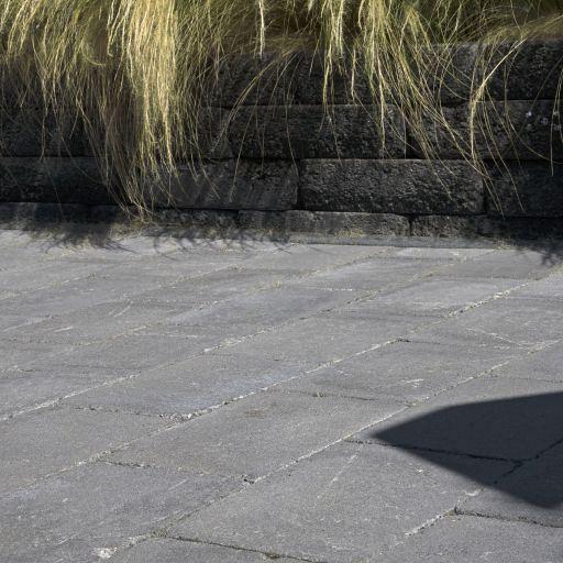 TUMBELTON EXTRA 20×30×6 cm Coal — royale tegel met stoere uitstraling