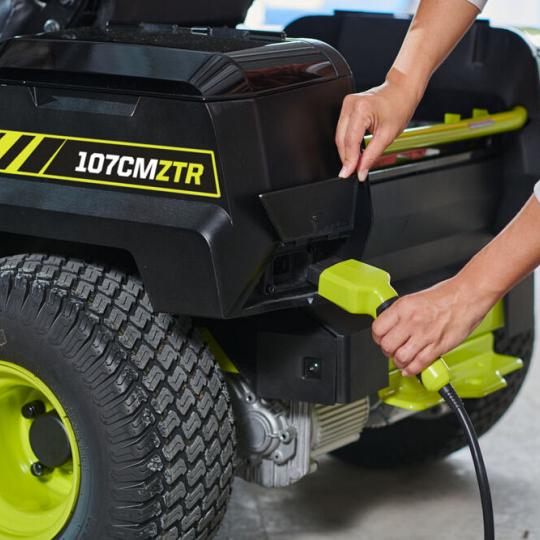 RYOBI ELEKTRISCHE ZITMAAIERS 72V RY72ZTRX107