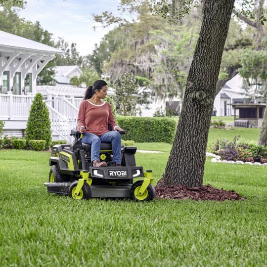 RYOBI ELEKTRISCHE ZITMAAIERS 72V RY72ZTRX107