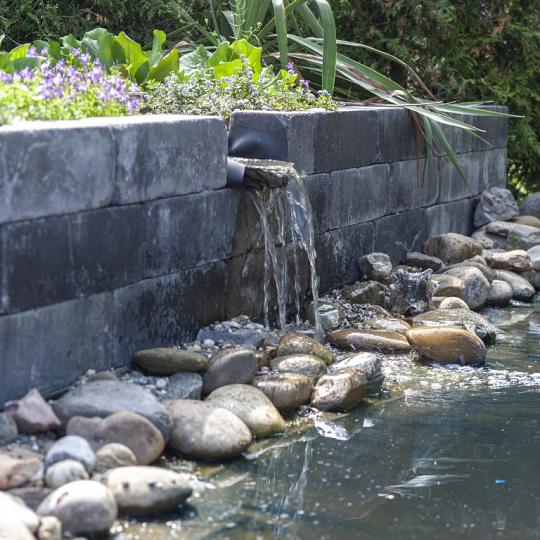 BLOCKSTONE BLACK 15X15X60CM *KP*