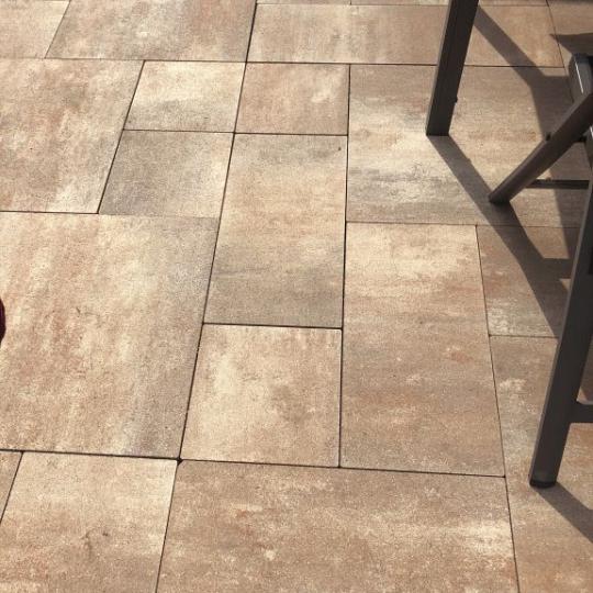 Smartton GR‑WVB Kilimanjaro 6 cm – robuuste steen met krachtige uitstraling