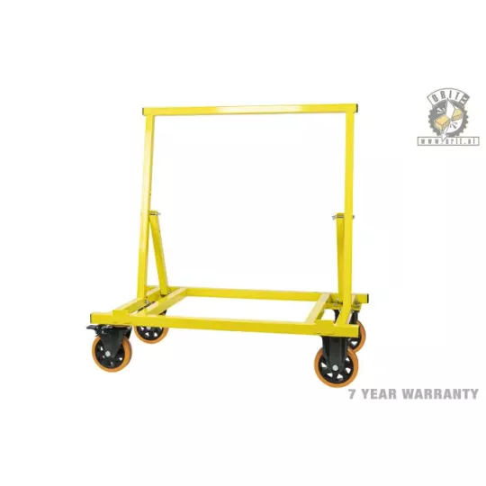 Platenwagen groot met vier wielen