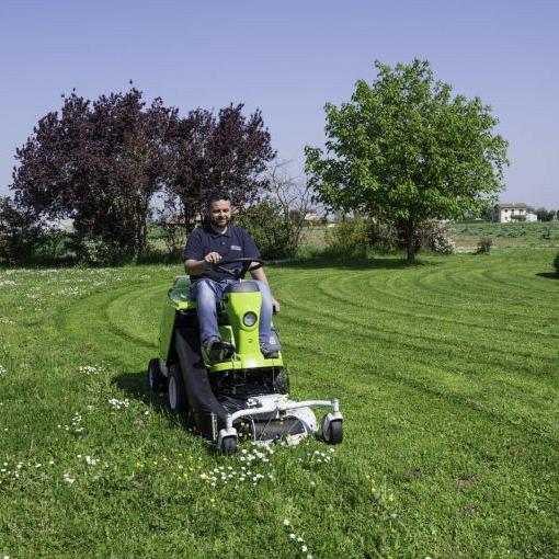 Grillo FD 220R Zitmaaier B&S Vanguard