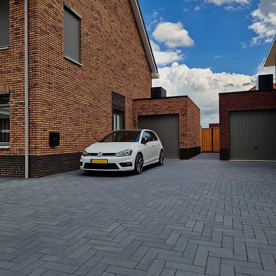 Patio longstone 7 cm black TOP