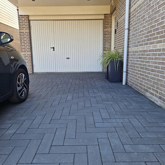 Patio longstone 7 cm black TOP