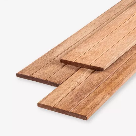 Hardhouten geschaafde plank 1,6 x 14,5 x 365 cm.