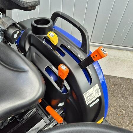 FARMTRAC FT26 tractor manueel 4WD gazonbanden