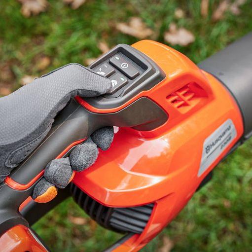 Hudqvarna 335iB Bladblazer zonder accu en lader