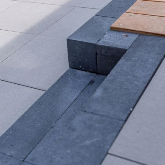 Linia Excellence 15x15x60 cm Nero