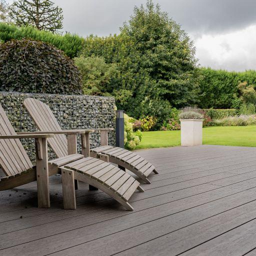 NewTechWood HKC co-extrusie dekdeel massief old world, 2,3 x 21 x 400 cm, Aged Wood.