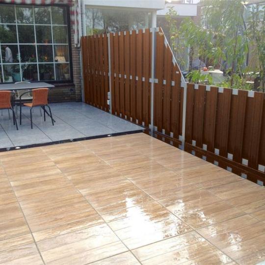 Elephant schutting Design houtcomposiet FSC/GRS 3,9x180x180 cm bruin met aluminium liggers