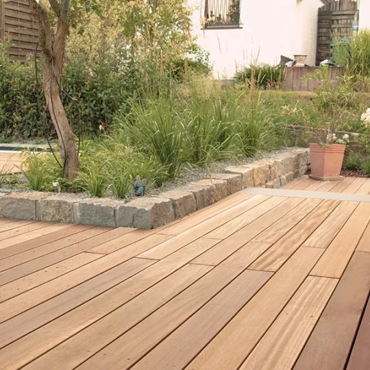 Elephant vlonderplank Bangkirai hardhout – 3,8 x 14,5 x 430 cm | Groeven profiel / vlak geschaafd