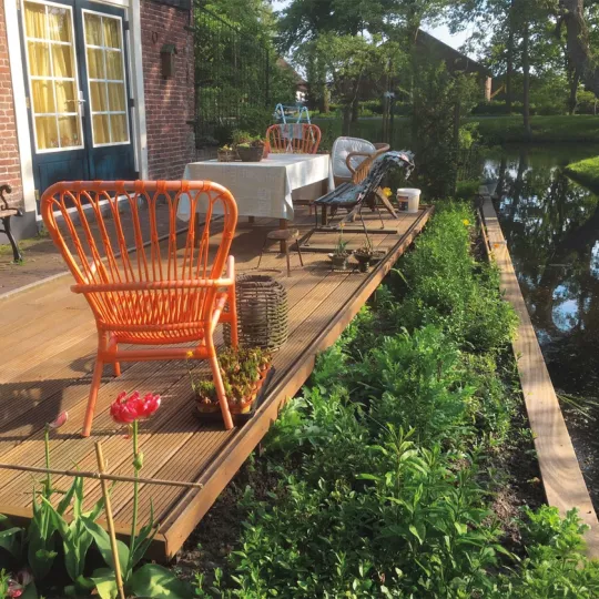 Elephant vlonderplank / traptrede Bangkirai hardhout 4,5 × 14,5 × 490 cm – groevenprofiel fijne ribb