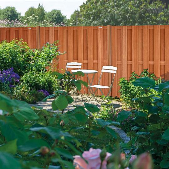 Elephant schutting Kempas FSC hardhout 3,9x180x180 cm – Duurzaam, stijlvol en oersterk