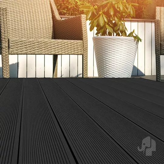 DuoWood vlonderplank Bfl houtcomposiet FSC 2,5x16x400 cm – Antraciet ribbel/vlak profiel