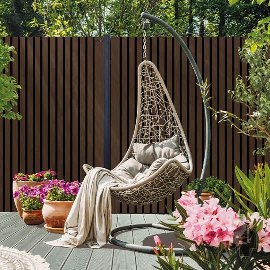 Elephant schutting Stripes Black houtcomposiet FSC 180x180 cm co-ex Natural dark brown