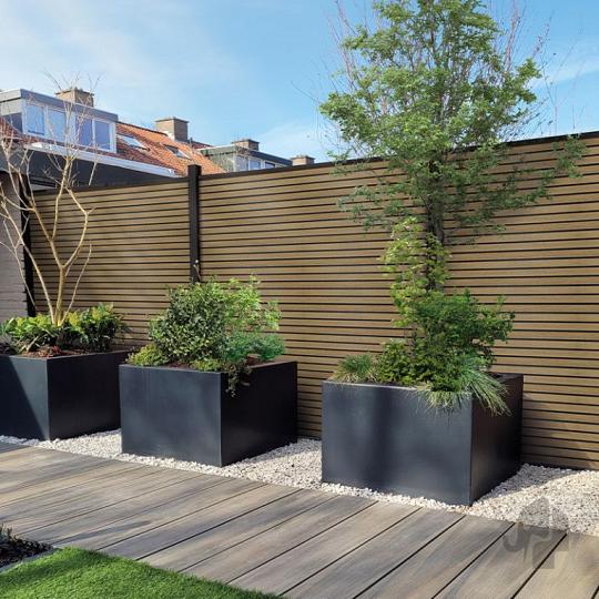 Elephant schutting triple Rhombus houtcomposiet FSC 180x180 cm co-ex Oak & Black met zwart profielen