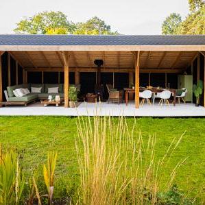 DHZ Kapschuur Boekelo Douglas 900 x 250 cm zwart geïmpregneerd