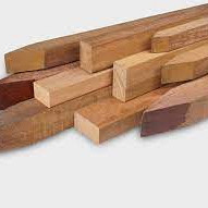 Paal 50 x 50 mm x 150 cm – Ruw Hardhout