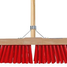 Talen Tools – Stadsbezem – Halfrond – Nylon – 45 cm – Houten steel – 160 cm