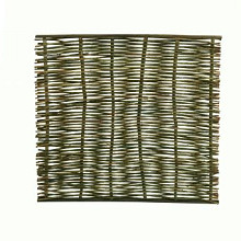 Wilgentenenscherm grof, boven- en onderkant voorzien van latten, 180 x 180 cm.