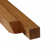 Geschaafde hardhouten paal 4,5 x 4,5 x 350 cm – Duurzaam en veelzijdig