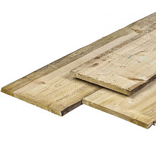 Grenen schaaldeel 1,8 x 20-25 x 360 cm – vers, groen geïmpregneerd en PEFC gecertificeerd